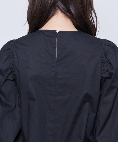 Arnold Palmer（アーノルドパーマー）の「ボリュームスリーブ ブラウス（シャツ/ブラウス・レディース・ホワイト/ブラック/ベージュ・L/M/S）」の8枚目の写真