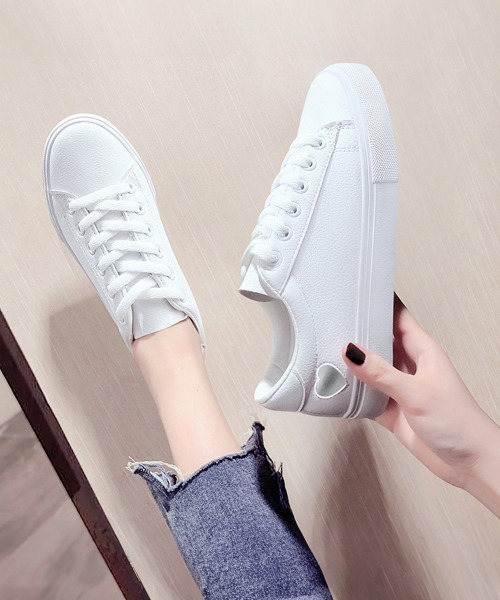 Miniministore（ミニミニストア）の「スニーカー レディースシューズ（スニーカー・レディース・ホワイト×レッド/ホワイト×シルバー・22.5cm/23.0cm/23.5cm/24.0cm/24.5cm/25.0cm）」の7枚目の写真