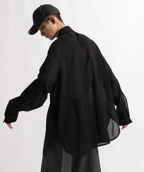 STERNBERG(スタンバーグ)の「STERNBERG/120'sウールシアーシャツ/991730(シャツ/ブラウス・メンズ・ブラック/ライトベージュ・LARGE/MEDIUM)」の2枚目の写真