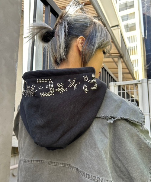 XU（エックスユー）の「ストリートファッション XU エックスユー fringe pigment zip up jacket オーバーサイズ シンプルジャケット ギャザー 長袖トップス 長袖ジャケット ダメージカラー 羽織り 韓国ファッション 韓国ストリート（ブルゾン・メンズ・グレー/ダークグレー・ONE SIZE）」の5枚目の写真