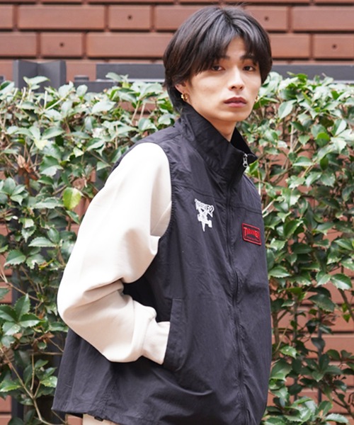 THRASHER バイカラー スケートウェア 新品 THRASHER × Parra Hurricane S/S Tee (WHITE) スラッシャー