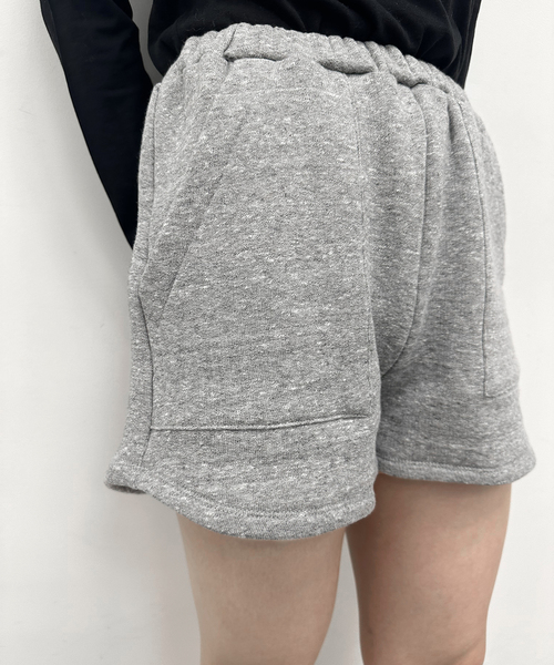 U by SPICK&SPAN（ユーバイスピックアンドスパン）の「【twosome】 ネップスウェットショートパンツ（スウェットパンツ・レディース・アイボリー/ライトグレー・FREE）」の8枚目の写真