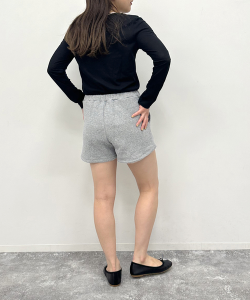 U by SPICK&SPAN（ユーバイスピックアンドスパン）の「【twosome】 ネップスウェットショートパンツ（スウェットパンツ・レディース・アイボリー/ライトグレー・FREE）」の10枚目の写真