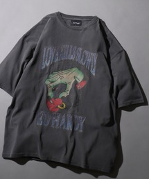 Ed Hardy（エドハーディー）の「Ed Hardy/エド・ハーディー ピグメント加工 ヴィンテージライク ロックプリント 半袖Tシャツ（Tシャツ/カットソー）」