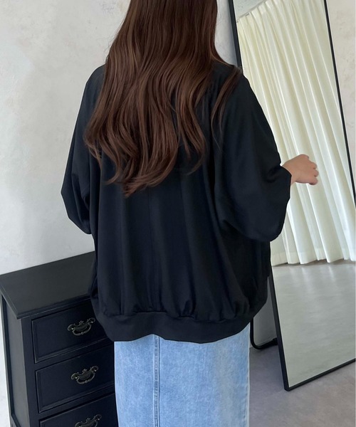 prose verse（プロズヴェール）の「【UVカット】ポケットパールラッシュガードブルゾン（ラッシュガード・レディース・グレー/オフホワイト/ブラック・MEDIUM）」の9枚目の写真