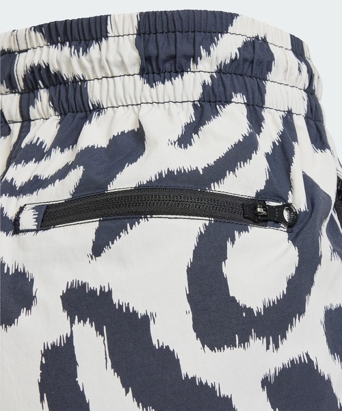 adidas by Stella McCartney(アディダスバイステラマッカートニー)の「adidas by Stella McCartney ウーブンプリントトラックパンツ / アディダス adidas(スウェットパンツ・レディース・グレー・SMALL/MEDIUM/LARGE/X-LARGE)」の3枚目の写真