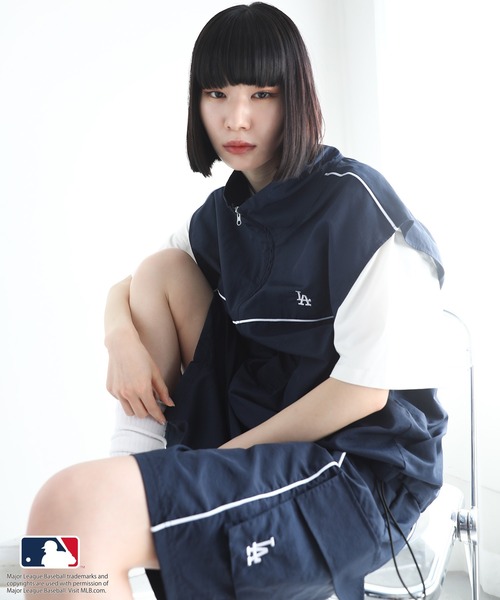 MLB（メジャーリーグベースボール）の「【MLB/メジャーリーグベースボール】ナイロンハーフパンツ（その他パンツ・レディース・ブラック/グレー/ネイビー・ONESIZE）」の6枚目の写真