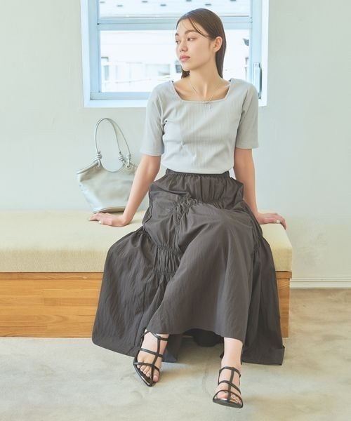 mysty woman(ミスティウーマン)の「テレコ2WAY半袖インナープルオーバー 118760(Tシャツ/カットソー・レディース・オフホワイト/ライトグレー/ブラック・FREE)」の7枚目の写真