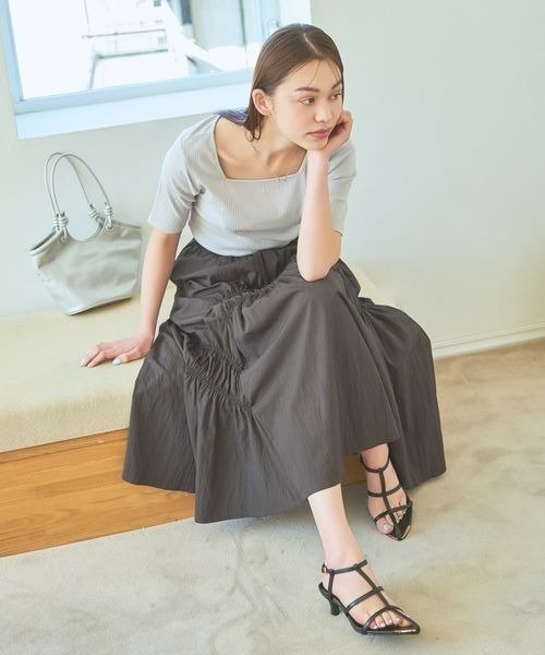 mysty woman(ミスティウーマン)の「テレコ2WAY半袖インナープルオーバー 118760(Tシャツ/カットソー・レディース・オフホワイト/ライトグレー/ブラック・FREE)」の6枚目の写真