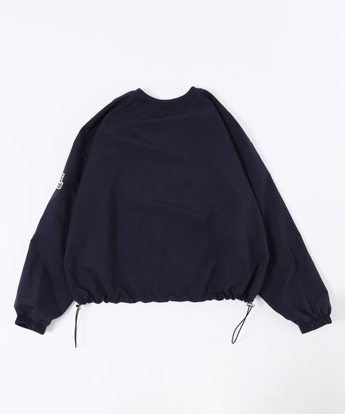 WC（ダブル シー）の「Vネックナイロンプルオーバー（ジャージ）」 - WEAR