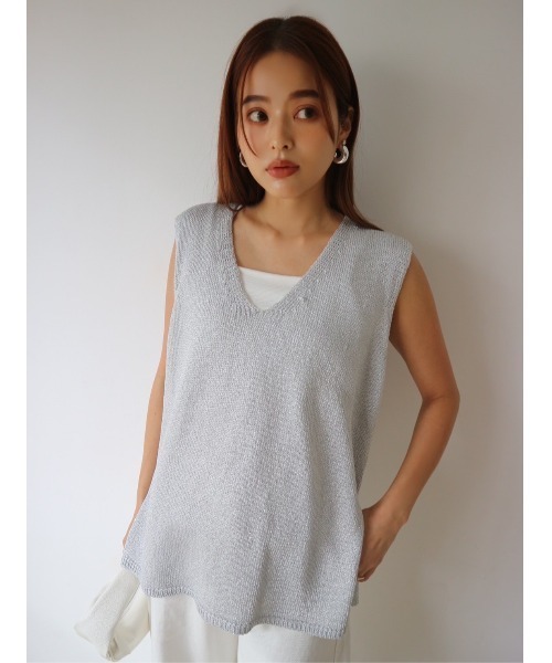 TRUNC（トランクエイティーエイト）の「Glitter Knit Vest（ベスト・レディース・ブラック/グレー・FREE）」の2枚目の写真