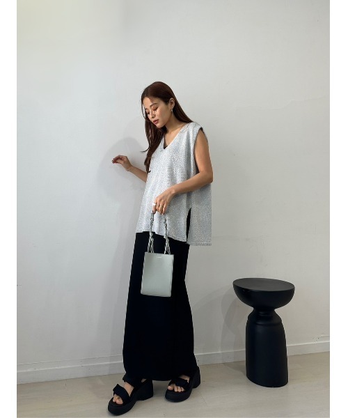 TRUNC（トランクエイティーエイト）の「Glitter Knit Vest（ベスト・レディース・ブラック/グレー・FREE）」の10枚目の写真