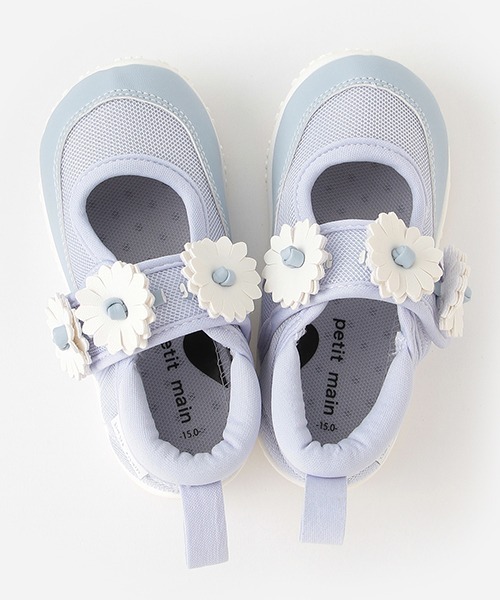 petit main（プティマイン）の「お花水抜きソールサンダル（サンダル・キッズ・アイボリー/ライトブルー/ピンク・16cm/17cm/18cm/19cm/15cm）」の15枚目の写真