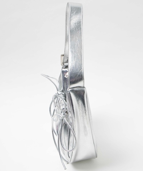 WEGO(ウィゴー)の「WEGO/リボンデザインバッグ(ショルダーバッグ・レディース・シルバー/ブラック・FREE)」の6枚目の写真