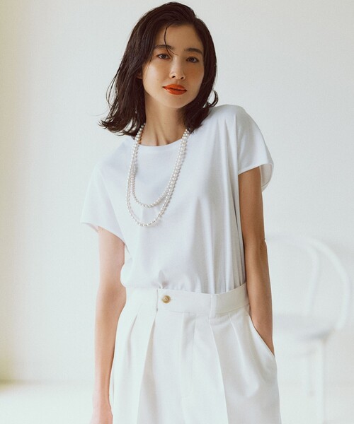 23区(ニジュウサンク)の「【接触冷感/洗える】フレンチスリーブ IT TEE(Tシャツ/カットソー・レディース・オールドローズ系/ホワイト系/ピンク系/スモーキーグリーン系/ブラック系/ダークブラウン系/ライトグレー系/ブルー系・38)」の1枚目の写真