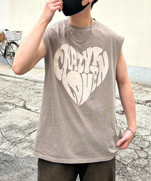 Confirm（コンファーム）の「25SS ヴィンテージライク ピグメント加工 アメカジ風 レトロプリントアソート ノースリーブ カットソー ユニセックス【Confirm】（タンクトップ・メンズ・グレー系その他3/グレー系その他4/ベージュ系その他2/ベージュ系その他3/ベージュ系その他4/グレー系その他2/グレー系その他/ベージュ系その他/ベージュ/チャコールグレー・M/L/XL）」の14枚目の写真