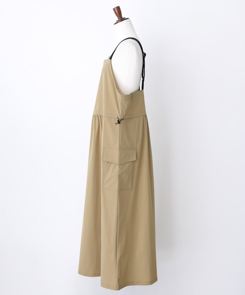 n'OrLABEL（ノアールレーベル）の「【機能素材】『ナイロンジャンパースカート』（ジャンパースカート・レディース・カーキ/ベージュ/ブラック・1/2）」の8枚目の写真