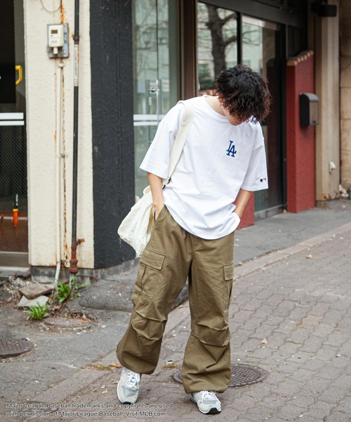 MLB(メジャーリーグベースボール)の「【MLB / メジャーリーグベースボール】 バックサークル ロゴ 刺繍 半袖 Tシャツ(Tシャツ/カットソー・メンズ・ネイビー/ホワイト/ブラック・MEDIUM/LARGE/X-LARGE)」の15枚目の写真