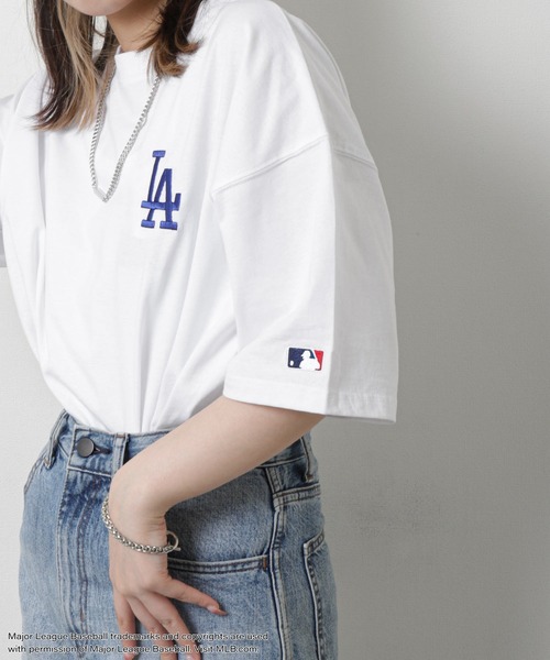 MLB(メジャーリーグベースボール)の「【MLB / メジャーリーグベースボール】 バックサークル ロゴ 刺繍 半袖 Tシャツ(Tシャツ/カットソー・メンズ・ネイビー/ホワイト/ブラック・MEDIUM/LARGE/X-LARGE)」の18枚目の写真