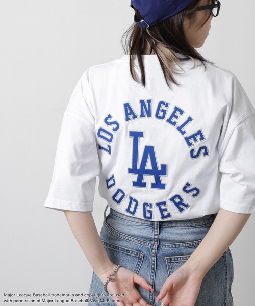 MLB(メジャーリーグベースボール)の「【MLB / メジャーリーグベースボール】 バックサークル ロゴ 刺繍 半袖 Tシャツ(Tシャツ/カットソー・メンズ・ネイビー/ホワイト/ブラック・MEDIUM/LARGE/X-LARGE)」の19枚目の写真