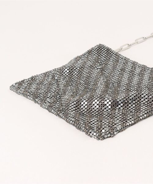 ADAM ET ROPE'（アダムエロペ）の「【SITA NEVADO(シタネバド)】CHAIN BAG（ハンドバッグ・レディース・シルバー・FREE）」の3枚目の写真