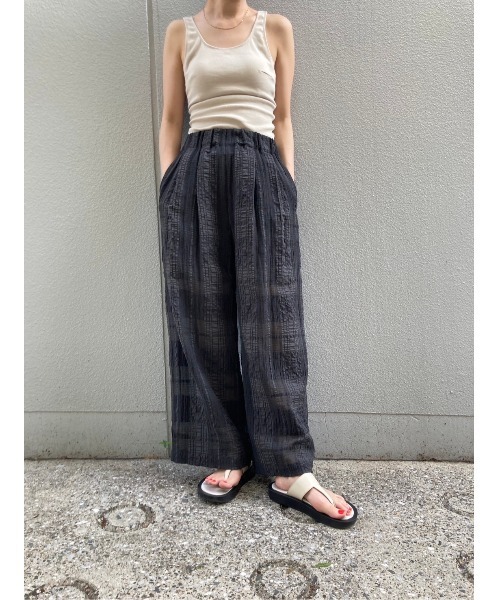 BLACK BY MOUSSY（ブラックバイマウジー）の「back design cup camisole(バックデザインカップキャミソール)（キャミソール・レディース・ネイビー/アイボリー/ブルー・1/2）」の17枚目の写真