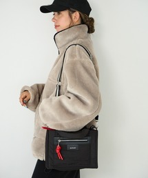 BAYFLOW | [500mlペットボトルが入る]パッファースクエアショルダー(ショルダーバッグ)
