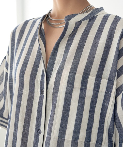 STYLE DELI（スタイルデリ）の「綿混紡ストライプ柄カフタンワンピース（ワンピース・レディース・ネイビー/ライトブラウン・MEDIUM/SMALL）」の12枚目の写真