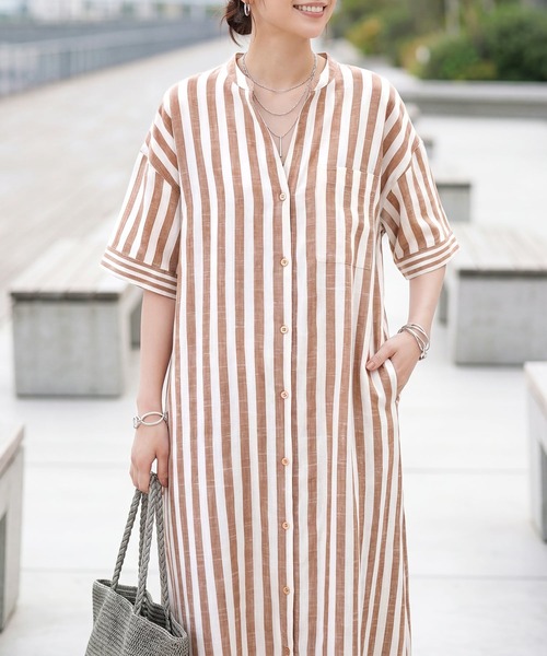 STYLE DELI(スタイルデリ)の「綿混紡ストライプ柄カフタンワンピース(ワンピース・レディース・ネイビー/ライトブラウン・MEDIUM/SMALL)」の3枚目の写真