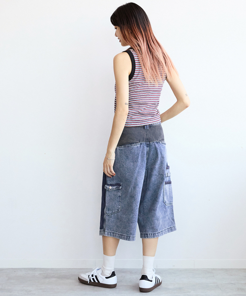 NOMANUAL(NOMANUAL)の「NOMANUAL R.S CARPENTER SHORTS NM52SP03M1(デニムパンツ・レディース・ブルー・MEDIUM)」の4枚目の写真