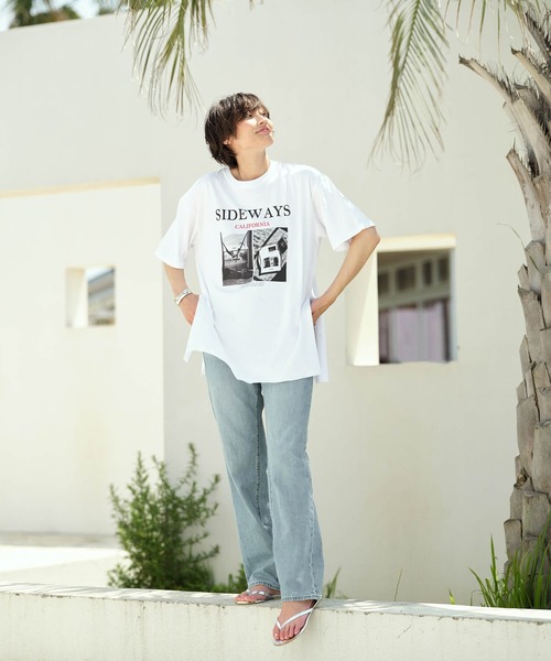 Mia   （ミア）の「SIDEWAYSフォトロゴＴシャツ（Tシャツ/カットソー・レディース・チャコールグレー/オフホワイト・FREE）」の20枚目の写真