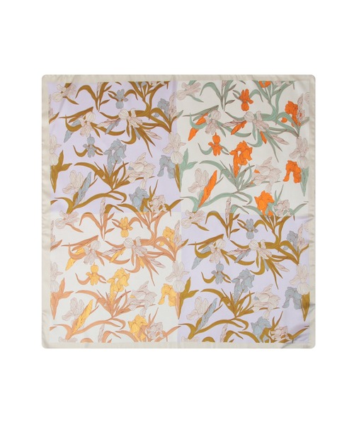 Julia Boutique（ジュリアブティック）の「70×70cmサイズ・ヴィンテージ風サテン生地スカーフ/100019（バンダナ/スカーフ・レディース・R/A/F/E/D/C/B/Q/P/O/N/M/L/K/J/I/H/G/V/U/T/S・ONE）」の3枚目の写真