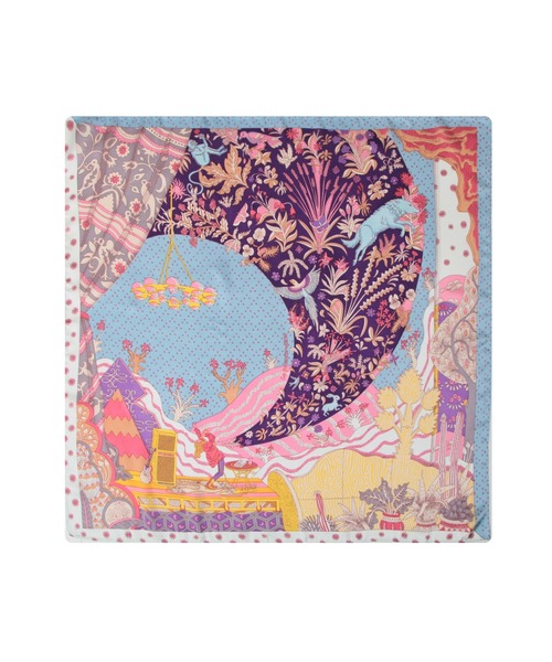 Julia Boutique（ジュリアブティック）の「70×70cmサイズ・ヴィンテージ風サテン生地スカーフ/100019（バンダナ/スカーフ・レディース・R/A/F/E/D/C/B/Q/P/O/N/M/L/K/J/I/H/G/V/U/T/S・ONE）」の13枚目の写真