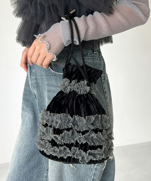 Olu.(オルドット)の「【Casselini】チュールフリル巾着バッグ(ショルダーバッグ・レディース・ブラック/イエロー/ブルー・FREE)」の7枚目の写真
