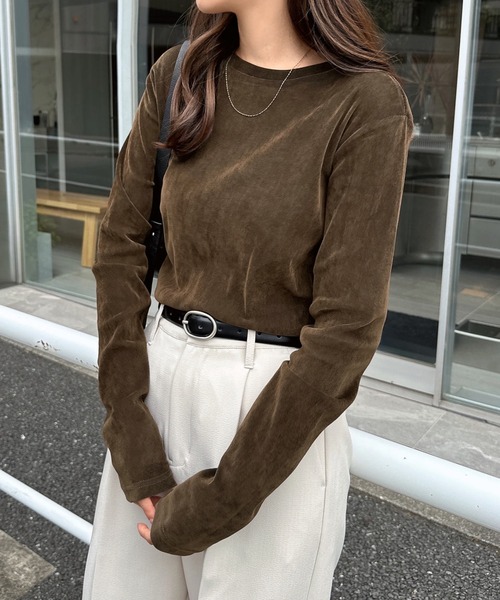 andme（アンドミー）の「【新色追加】ベロアチュールクルーネック長袖トップス（Tシャツ/カットソー・レディース・アイボリー/ブラック/チャコールグレー/ブラウン・M）」の8枚目の写真