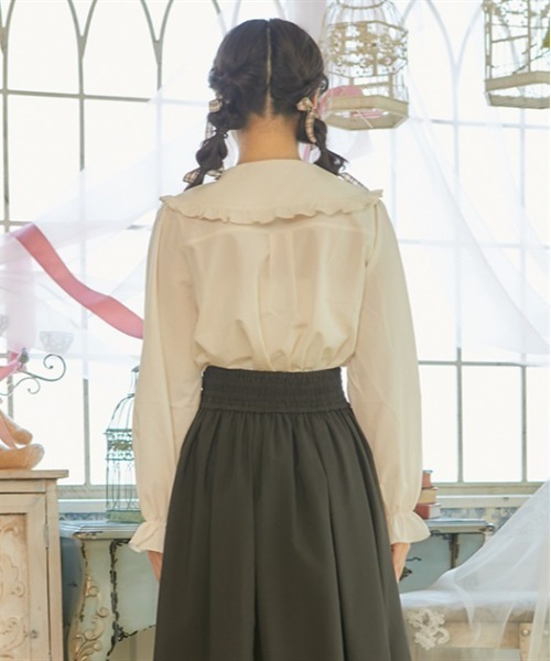 axes femme POETIQUE（アクシーズファムポエティック）の「ピンタックリボン丸襟ブラウス（シャツ/ブラウス・レディース・キナリ/ブラウン/ブラック・MEDIUM）」の4枚目の写真