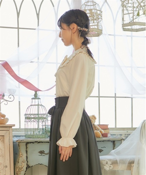 axes femme POETIQUE（アクシーズファムポエティック）の「ピンタックリボン丸襟ブラウス（シャツ/ブラウス・レディース・キナリ/ブラウン/ブラック・MEDIUM）」の5枚目の写真