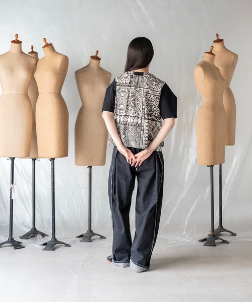 mintdesigns（ミントデザインズ）の「LACE COLLAGE TOPS / レースコラージュトップス（Tシャツ/カットソー・レディース・ブラック/グレー・2）」の5枚目の写真