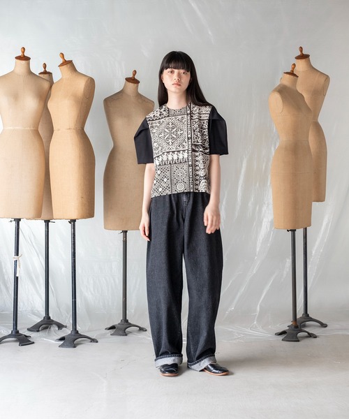 mintdesigns（ミントデザインズ）の「LACE COLLAGE TOPS / レースコラージュトップス（Tシャツ/カットソー・レディース・ブラック/グレー・2）」の3枚目の写真