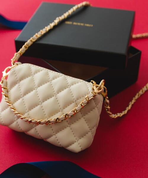 RODE SKO（ロデスコ）の「ナノバッグ(キルティングチェーン)（ショルダーバッグ・レディース・ホワイト・ONE）」の4枚目の写真