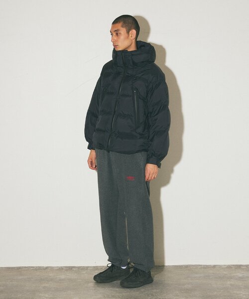 DESCENTE ALLTERRAIN(デサント オルテライン)の「ALLTERRAIN / オルテライン 別注 MOUNTAINEER CROPPED(ダウンジャケット/コート・メンズ・ブラック/ネイビー・MEDIUM/LARGE/X-LARGE)」の6枚目の写真