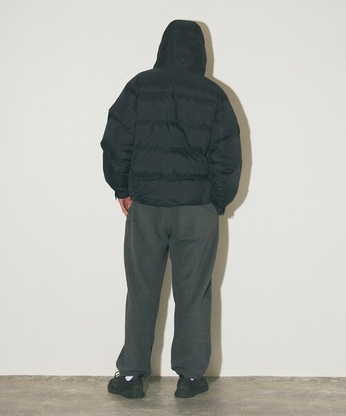 DESCENTE ALLTERRAIN(デサント オルテライン)の「ALLTERRAIN / オルテライン 別注 MOUNTAINEER CROPPED(ダウンジャケット/コート・メンズ・ブラック/ネイビー・MEDIUM/LARGE/X-LARGE)」の8枚目の写真