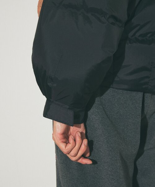 DESCENTE ALLTERRAIN(デサント オルテライン)の「ALLTERRAIN / オルテライン 別注 MOUNTAINEER CROPPED(ダウンジャケット/コート・メンズ・ブラック/ネイビー・MEDIUM/LARGE/X-LARGE)」の17枚目の写真