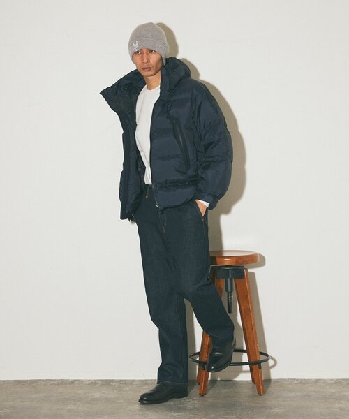 DESCENTE ALLTERRAIN(デサント オルテライン)の「ALLTERRAIN / オルテライン 別注 MOUNTAINEER CROPPED(ダウンジャケット/コート・メンズ・ブラック/ネイビー・MEDIUM/LARGE/X-LARGE)」の20枚目の写真