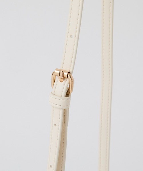 one after another NICE CLAUP(ワンアフターアナザーナイスクラップ)の「エンブレム付きキルティングショルダーバッグ(ショルダーバッグ・レディース・ブラウン/ブラック/アイボリー・FREE)」の11枚目の写真