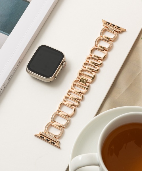 emonique(エモニーク)の「スマートウォッチバンド アップルウォッチバンド Apple Watch band ステンレス製【38/40/41/42/44/45/49mm対応】(デジタル腕時計・レディース・ブラック/シルバー/ピンクゴールド/ゴールド・38/42)」の4枚目の写真