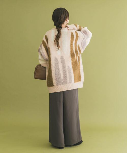 ITEMS URBANRESEARCH(アイテムズ アーバンリサーチ)の「シャギーモチーフビッグニット(ニット/セーター・レディース・ベージュ/ピンク/ブルー・FREE)」の17枚目の写真