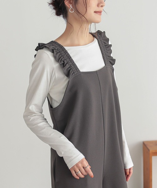 n'OrLABEL(ノアールレーベル)の「『肩フリルサロペット』(サロペット/オーバーオール・レディース・チャコール/ブラック・2/1)」の13枚目の写真