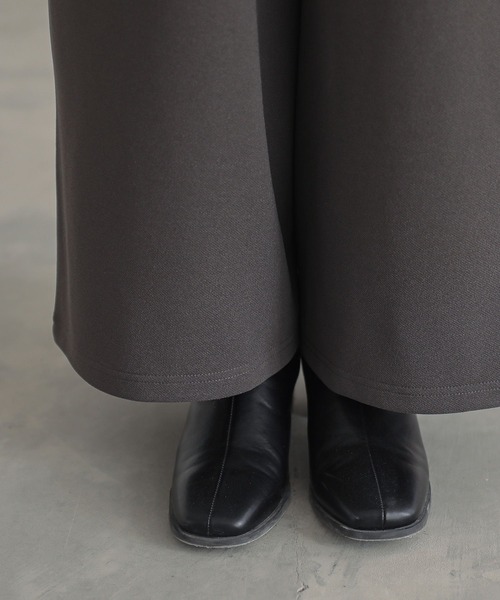 n'OrLABEL(ノアールレーベル)の「『肩フリルサロペット』(サロペット/オーバーオール・レディース・チャコール/ブラック・2/1)」の22枚目の写真