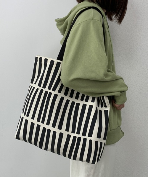 NEMETH ローブ柄 キャンバストートバッグ 大きめ nemeth ローブ柄 キャンバス トートバッグ 大きめ